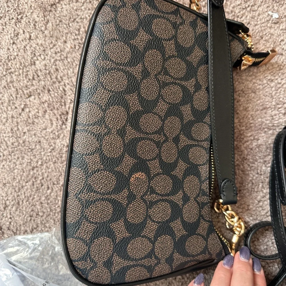 Coach Black and Brown Signature Chain Shoulder Bag. Please read description:) - Picture 2 of 7
